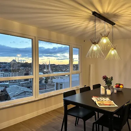 Apartman Stunning Seaview 2br Near Metro - Ym5 *