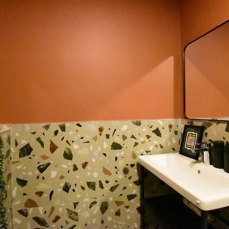 Stunning Seaview 2br Near Metro - Ym5 Apartman *