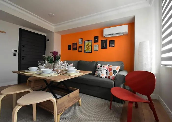 Stunning Seaview 2br Near Metro - Ym5 * Istambul