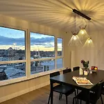 Appartamento Stunning Seaview 2br Near Metro - Ym5 *